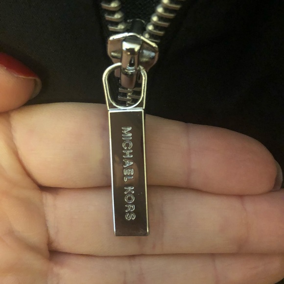 MICHAEL KORS: Brand new + never been worn. - Picture 3 of 7
